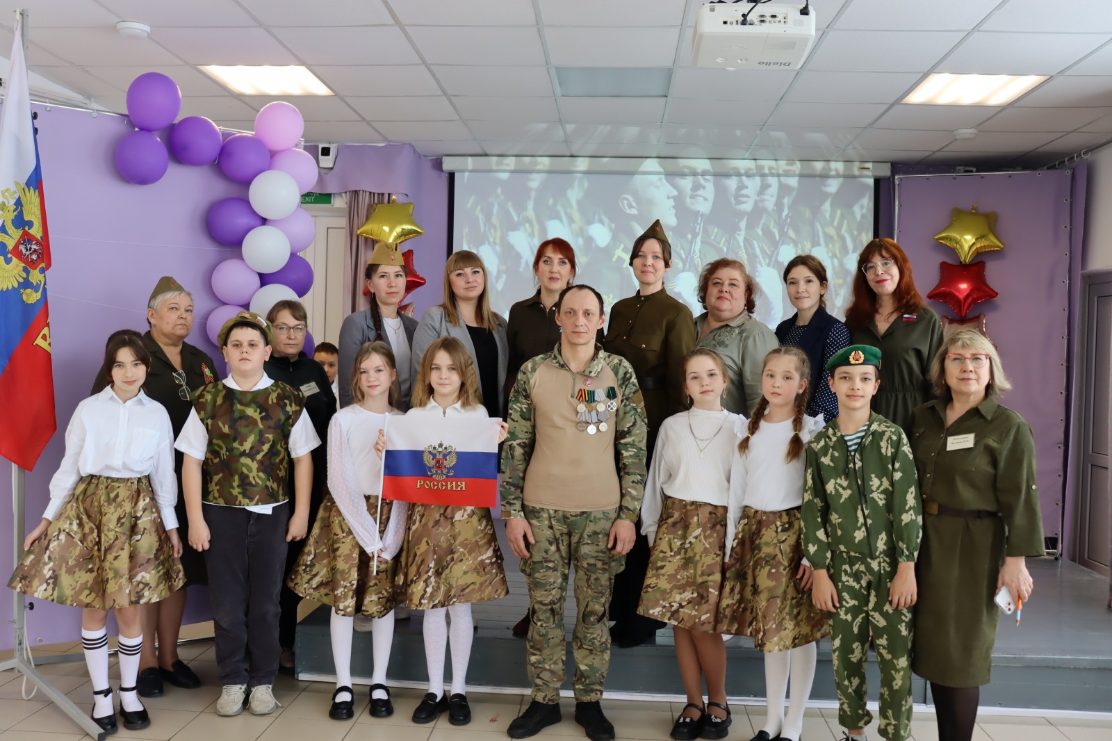 В Криулинской школе прошел литературно-музыкальный фестиваль, посвященный Дню защитника Отечества.